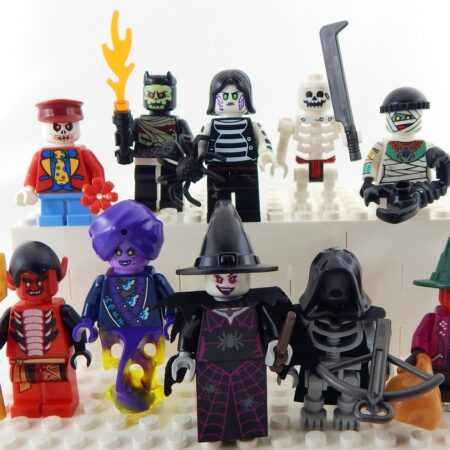 2-Pack of LEGO Mystery Halloween Minifigs