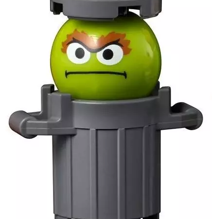 LEGO Oscar the Grouch Minifig in his Trash Can