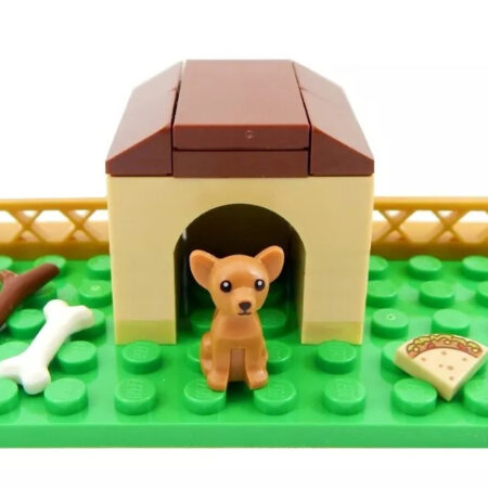 LEGO Chihuahua in Dog House