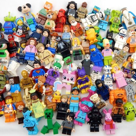3-Pack of Mystery LEGO Themed Minifigs
