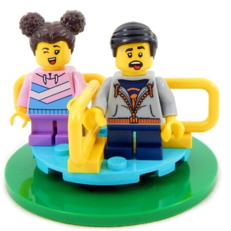 LEGO Merry-Go-Round with 2 Kids (everything in photo)