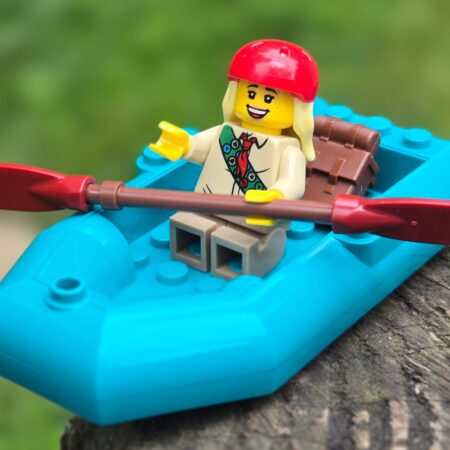 LEGO Gretel the Girl Scout River Rafting