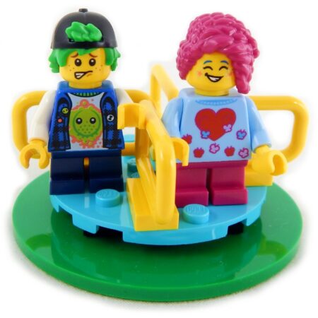 LEGO Merry-Go-Round and 2 Kids (actually spins)